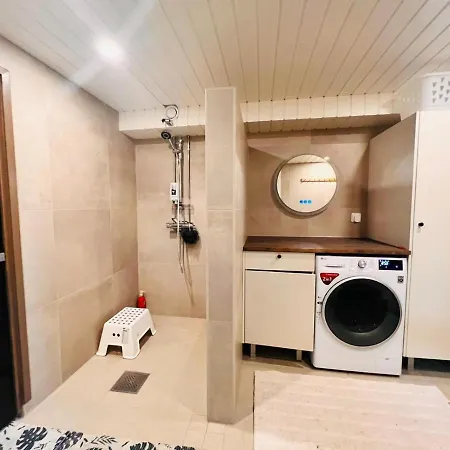Проживание в семье Cozy Private With Free Parking And Sauna Вантаа