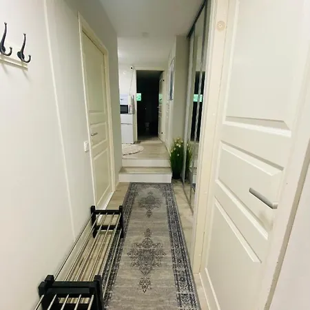 Cozy With Free Parking, Sauna And Terrace Privatunterkunft