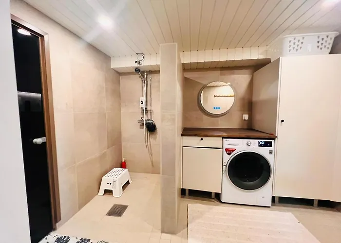 홈스테이 Cozy Private With Free Parking And Sauna 반타