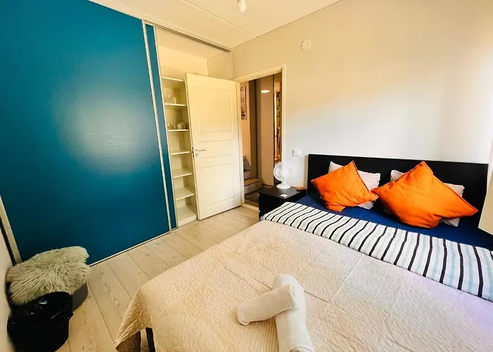 Cozy Private With Free Parking And Sauna *